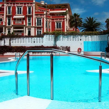 Playa Jardin 푸에르토 드 라 크루즈